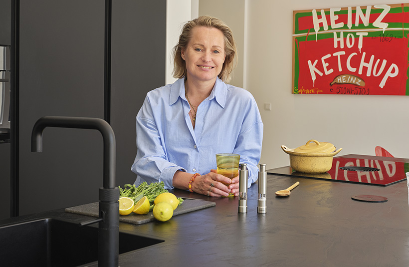 Superblij met de strakke keuken